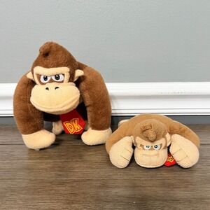 Nintendo Super Mario Donkey Kong Plush Coin Purse and Plush Figure Set